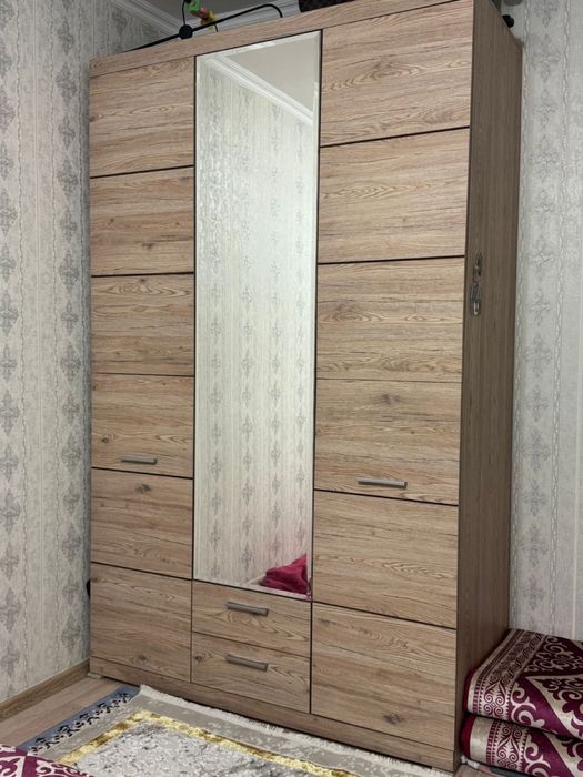 шкаф сатылады жагдайы жаксы