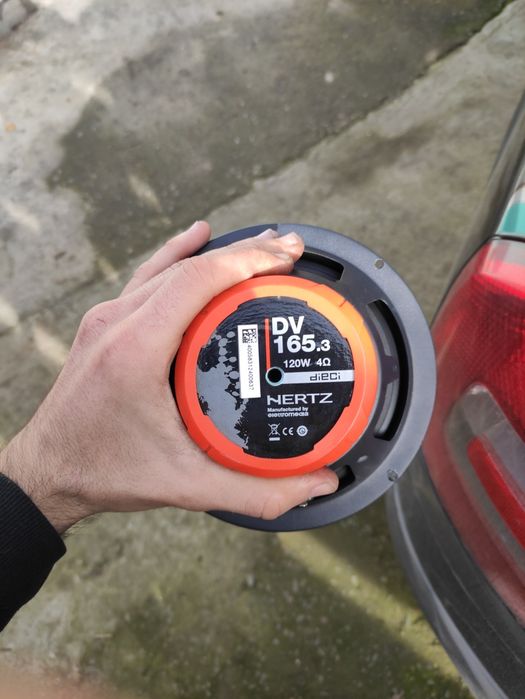 Vând boxe auto Hertz Gieci