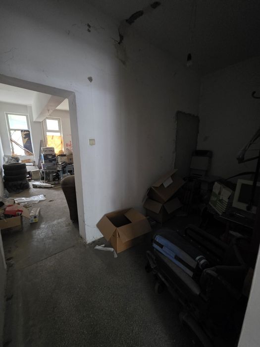 Agenție  Vanzare Exclusiva spațiu central Bacău Gară nr 60