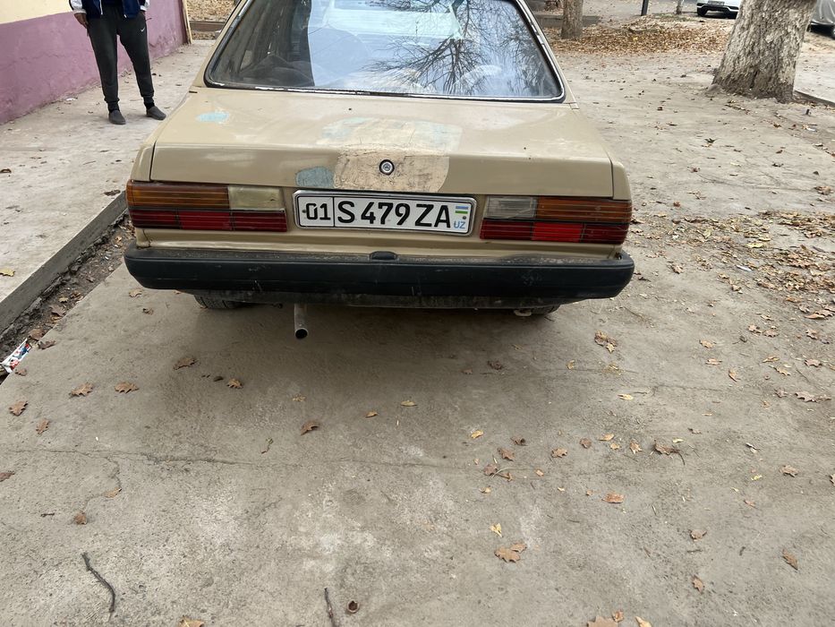 ауди 80 срочно без аренды