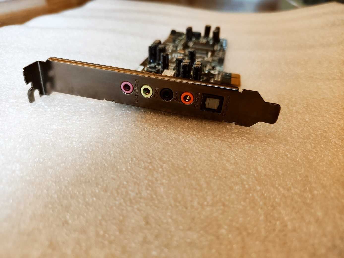 Звукова карта ASUS Xonar DGX, S/PDIF out