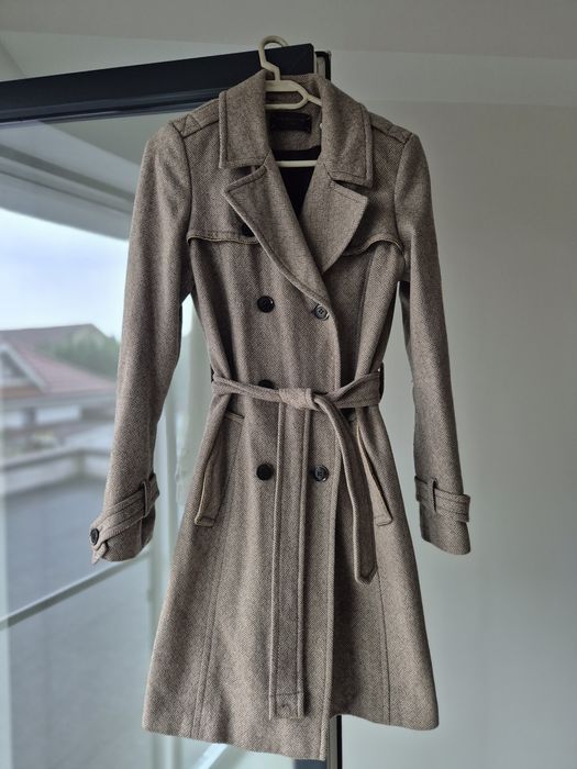 Paltoane diferite marimi