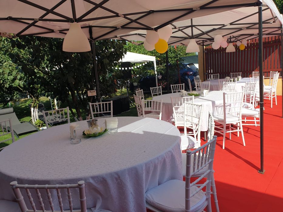 Corturi, mese si scaune de inchiriat