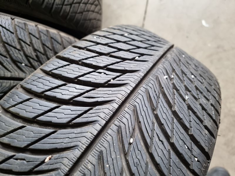 235/55/19 MICHELIN 4бр