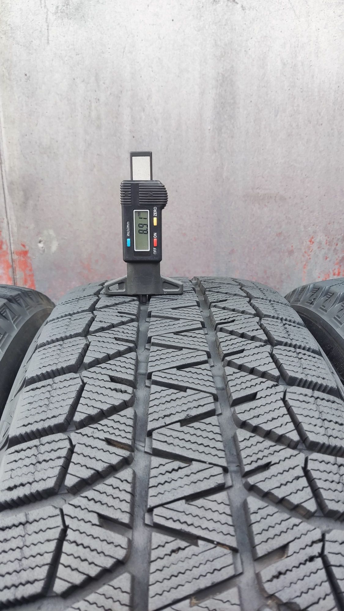 4бр. зимни гуми 225/65/17 Bridgestone Blizzak, XL подсилени 
dot22
8.