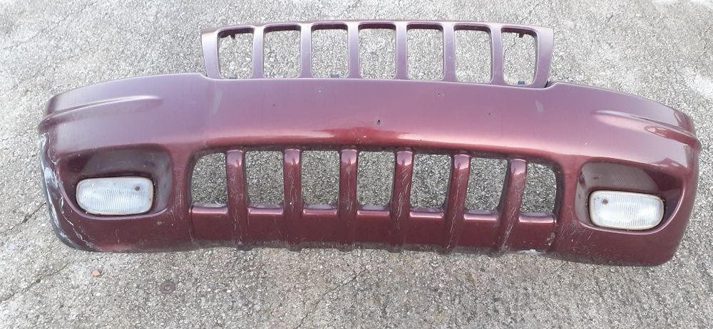 Jeep Grand Cherokee  1999-2002 Година  Предна Броня Със Забележка
