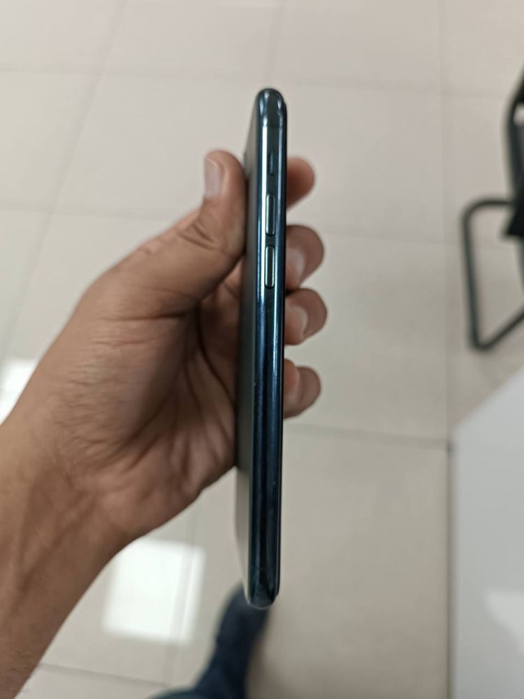 iPhone 11 pro sotiladi