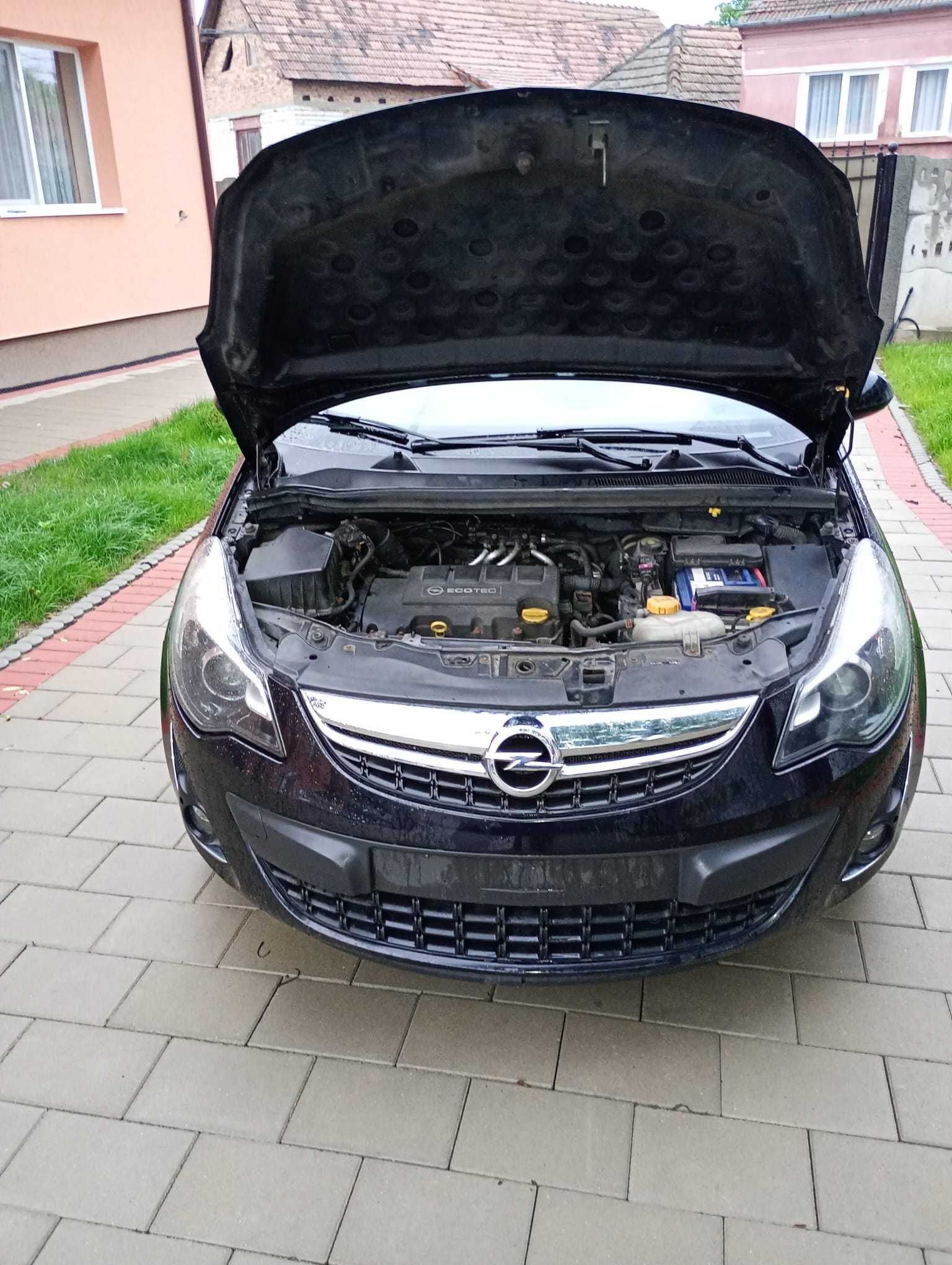 Opel Corsa 1.2 benzina + GPL