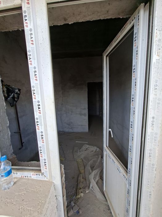 Продаётся 1х комнатная квартира в центре Туйтепа(Нурафшон)