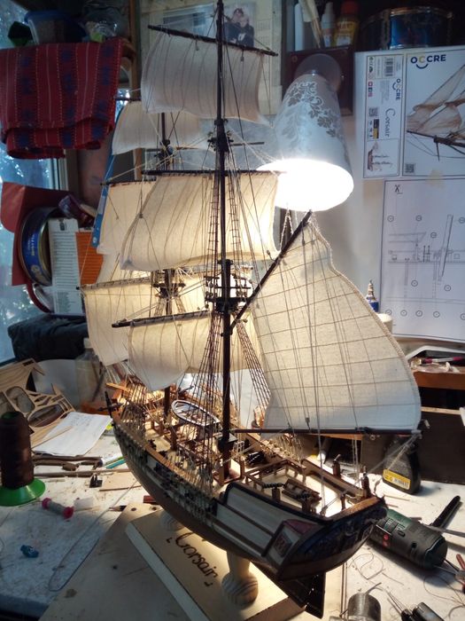 Corabie de lemn model „Galeon Pirat” – construită manual, scară 1:80