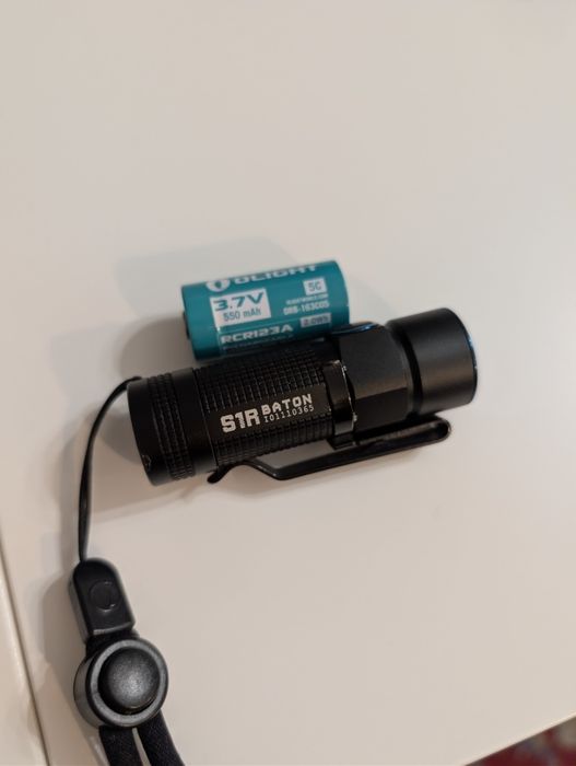 Lanterna OLIGHT S1R Baton