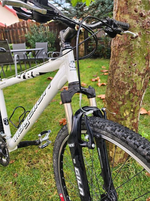 Bicicleta mtb hardtail PRET NEGOCIABIL