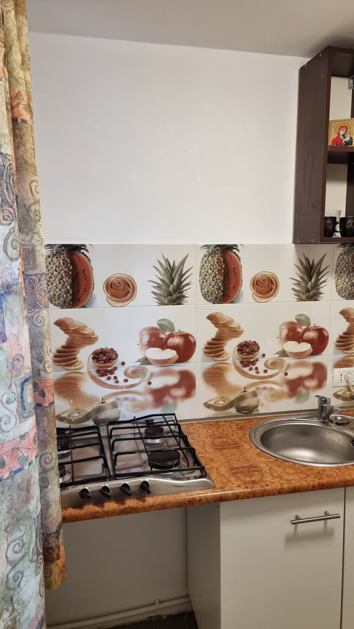 Garsoniera de închiriat