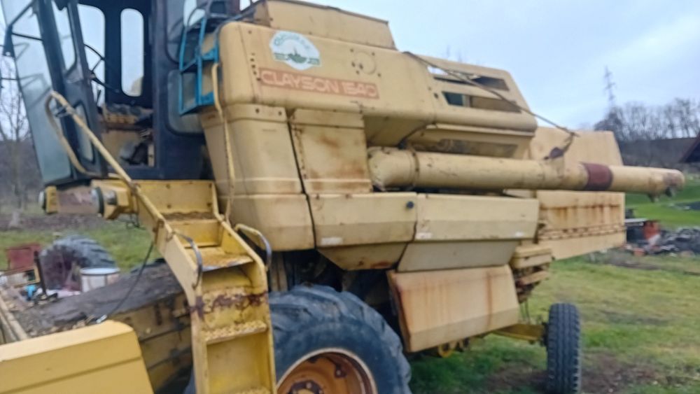 Combina New Holland 5140