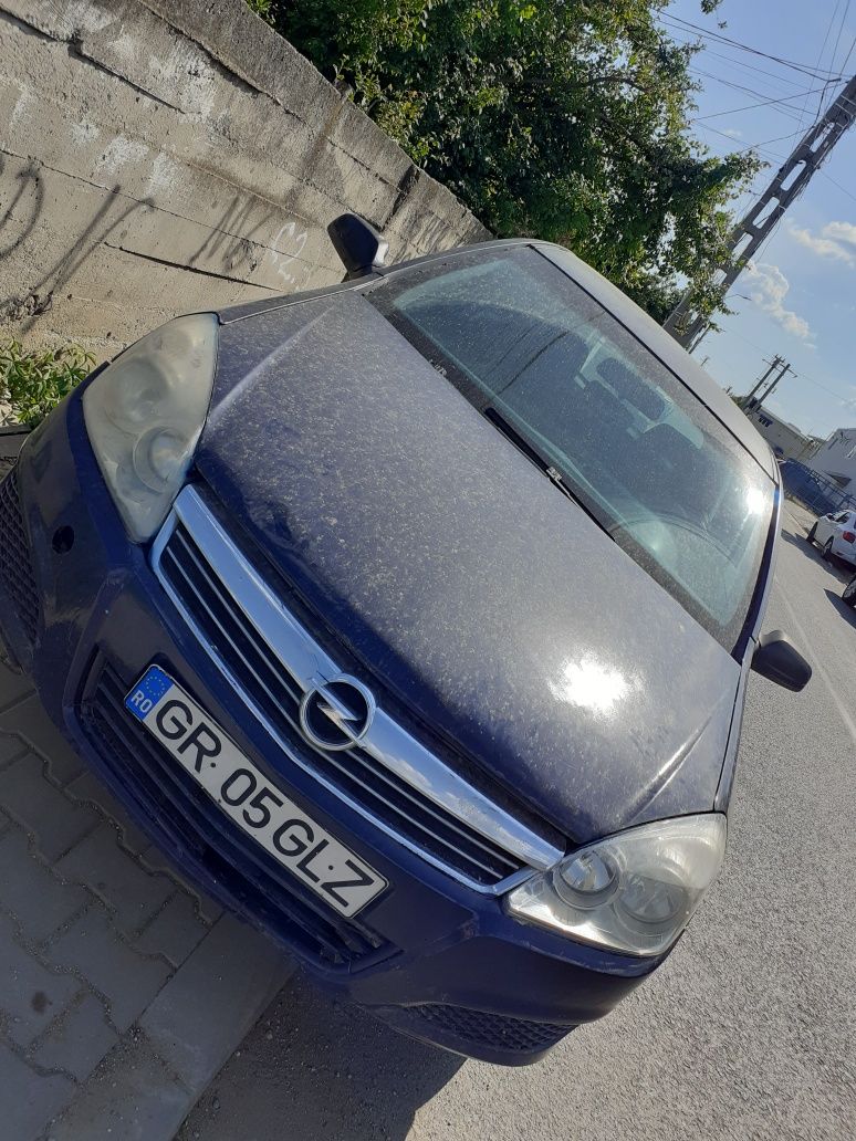 Vând Opel astara h