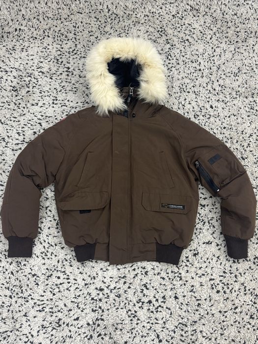 Дамско пухено яке CANADA GOOSE  Bomber Jacket .Размер XS