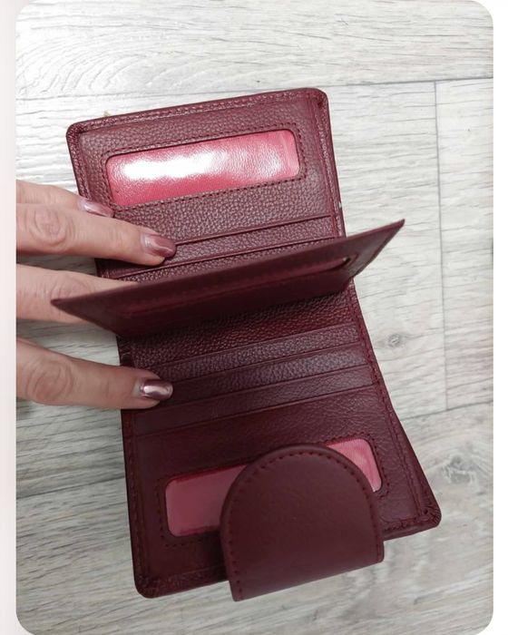 Дамско портмоне,ново