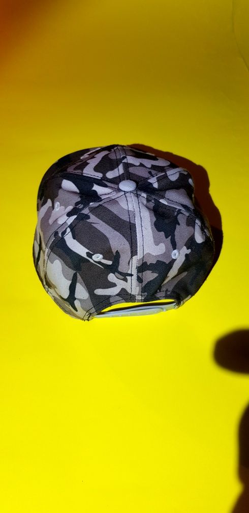 Шапки    Nike  jack wolfskin