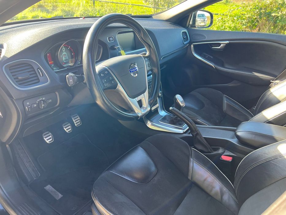 Volvo V40 R design - 2013