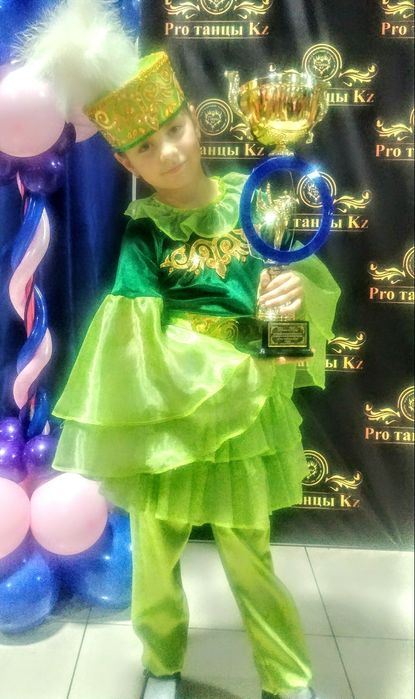 Продам костюм для выступления или на новый год.