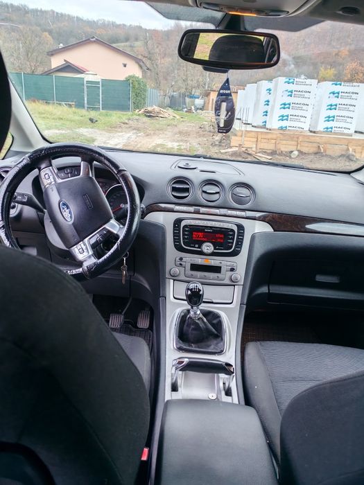 Ford Galaxy din 2009