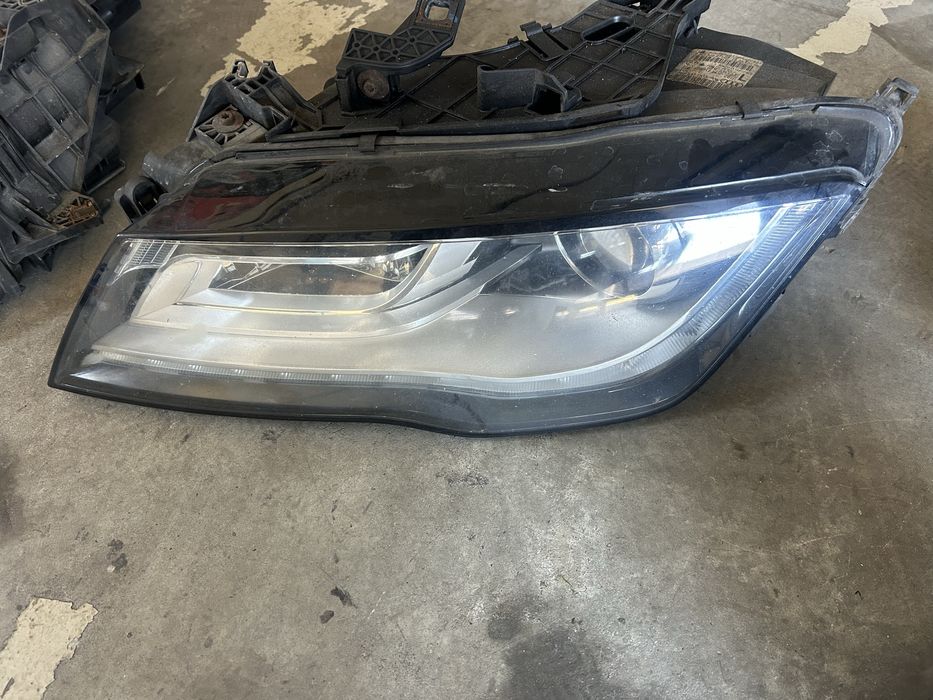 Far stanga Bi-Xenon Audi A7 4G 2012