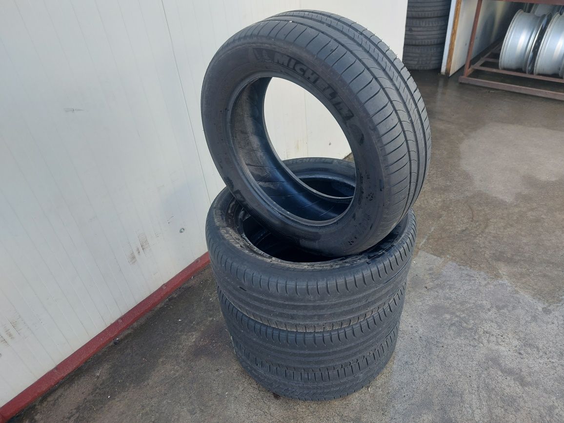 125 lei bucata! Set anvelope VARA 205 55 16 Michelin