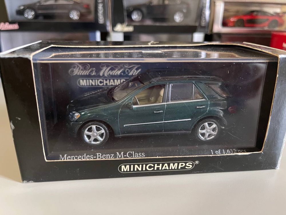 Macheta Mercedes ML 1:43 Minichamps