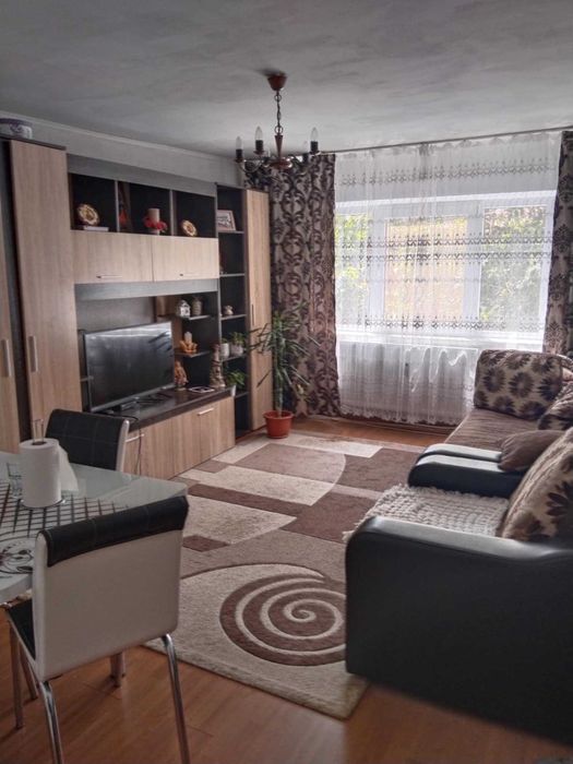 Apartament 3 camere..