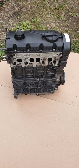 Motor 1.9 tdi BXE 105 cp euro 4 golf 5 touran passat b6 seat skoda