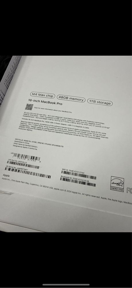 MacBook Pro 16 inch 48GB  1TB SSD M4 Max