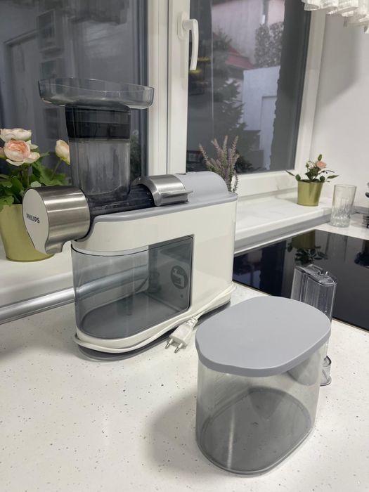 Storcator de fructe si legume cu presare la rece