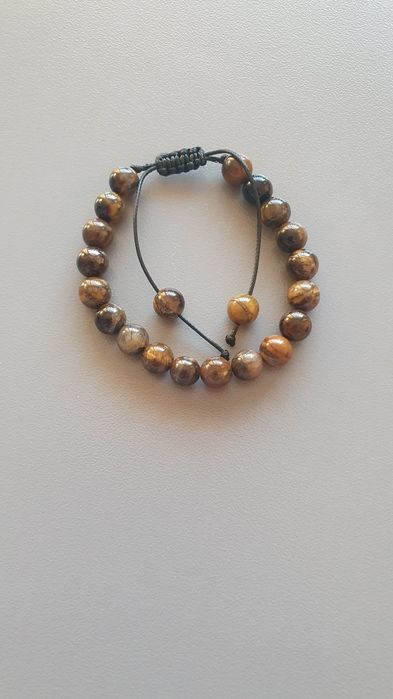 Мъжки гривни от естествени камъни