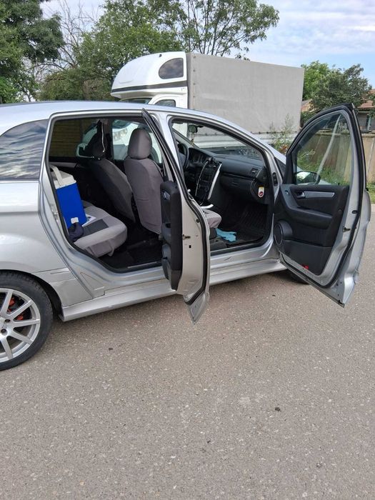 Mercedes B 2007
1.7 benzina 116 cu GPL