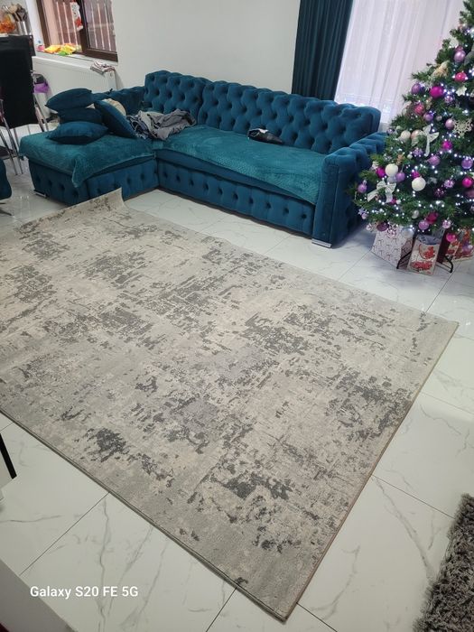 Covor 200×300 stare foarte buna