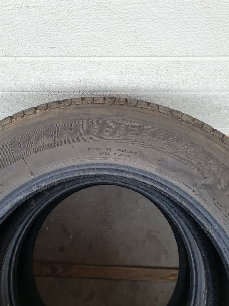 Летни гуми за Бус 2 броя FIRESTONE Vanhawk2 205 65 R16C  дот 0517