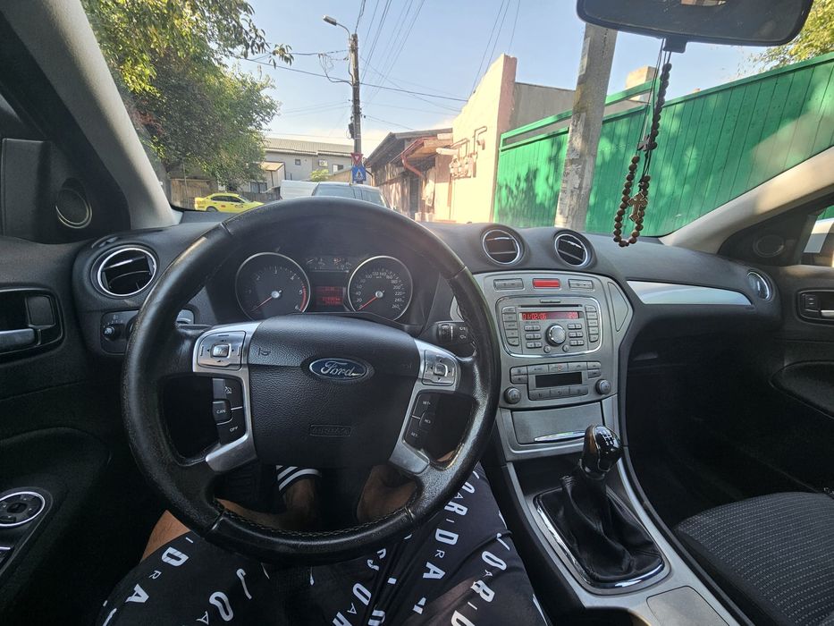 Vând Ford Mondeo 2008