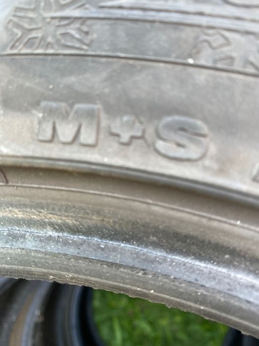 Зимни гуми Дънлоп