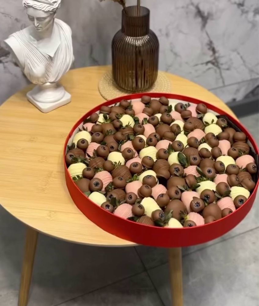 Клубника в шоколаде вау