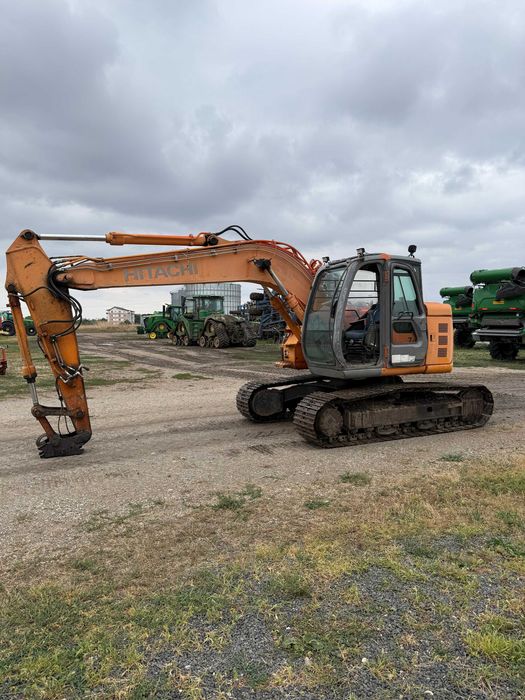 Excavator HITACHI