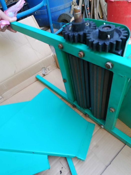 Zdrobitor struguri si presa struguri