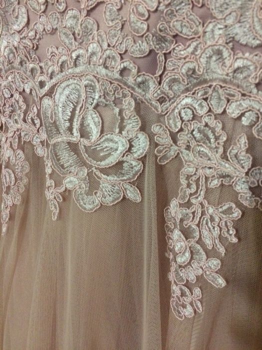 Бална рокля, цвят: пепел от рози