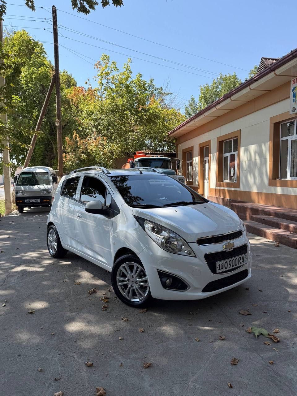 Spark sotiladi 7.500$