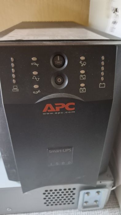 APC источник бесперебойного питание