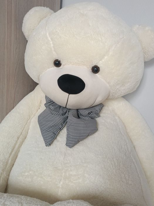 Медведь плюшевый игрушка