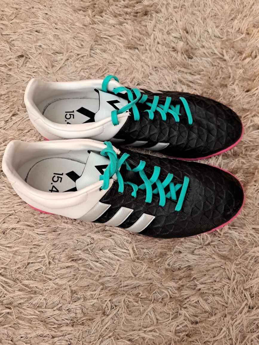 Нови маратонки Adidas