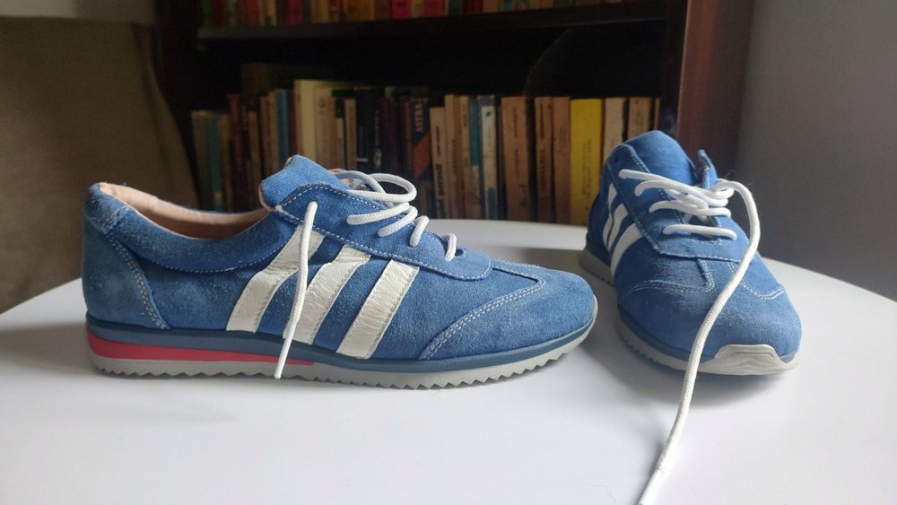 Adidas nr 41 albastru