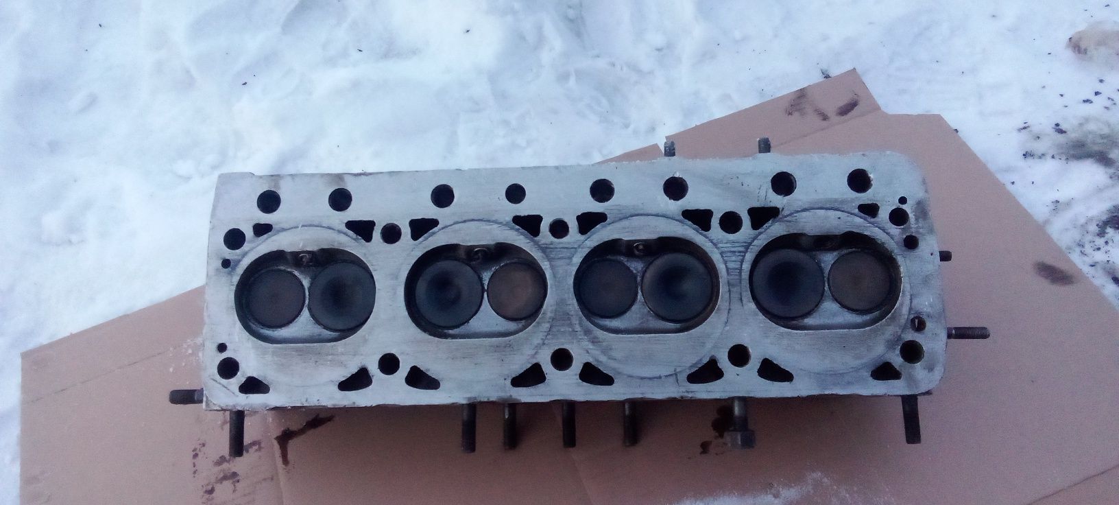 Продам головку от газель
