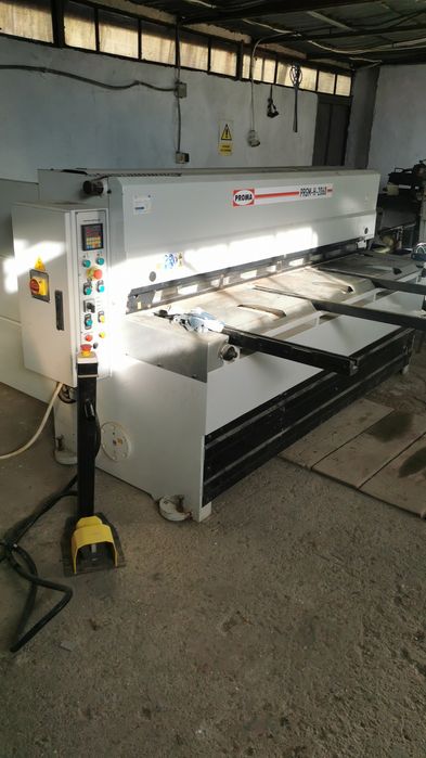 Debitez tabla cu ghilotina pana la 4mm