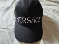 Шапка на Versace 100% Оригинал